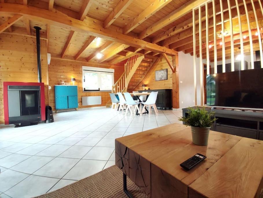 Le Vivaldi, Au Coeur Du Massif Vosgien Avec Terrain De Petanque Vila Rochesson Exterior foto